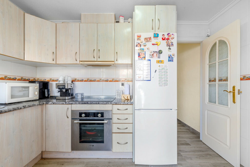 Townhouse Dona Pepa Alicante - image 11