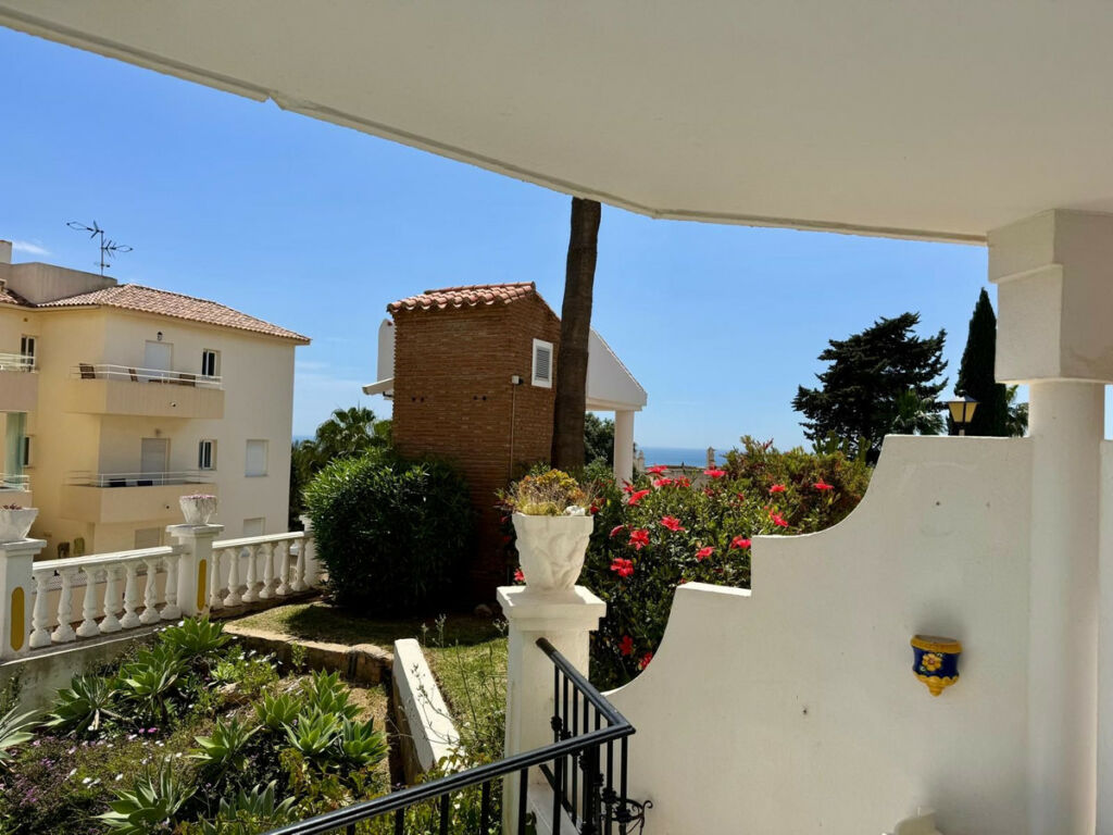 Ground Floor Apartment Riviera del Sol Málaga - image 10