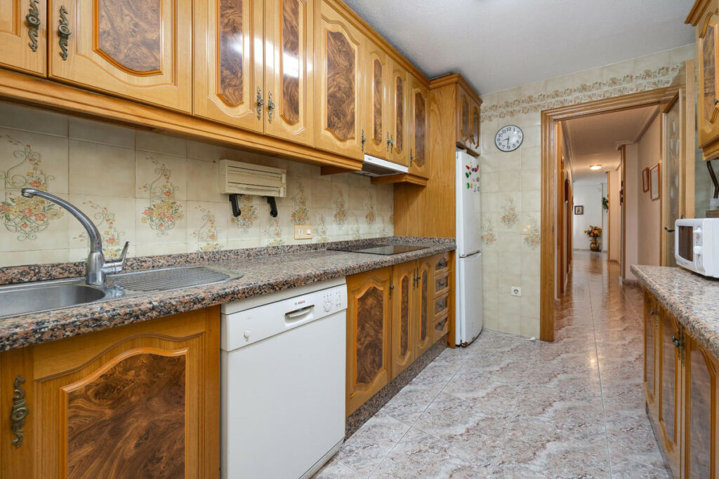 Ground Floor Apartment Guardamar del Segura Alicante - image 6