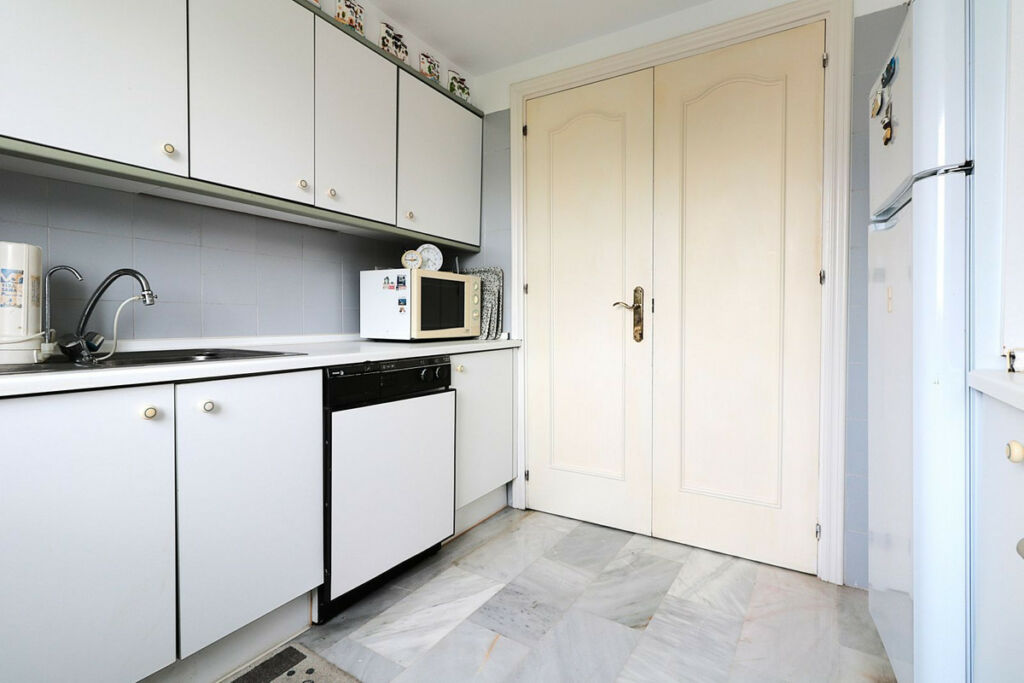 Penthouse Duplex Bel Air Málaga - image 11