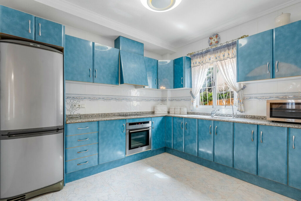Detached Villa Ciudad Quesada Alicante - image 11