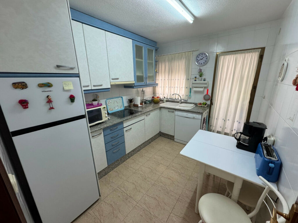 Middle Floor Apartment Guardamar del Segura Alicante - image 12
