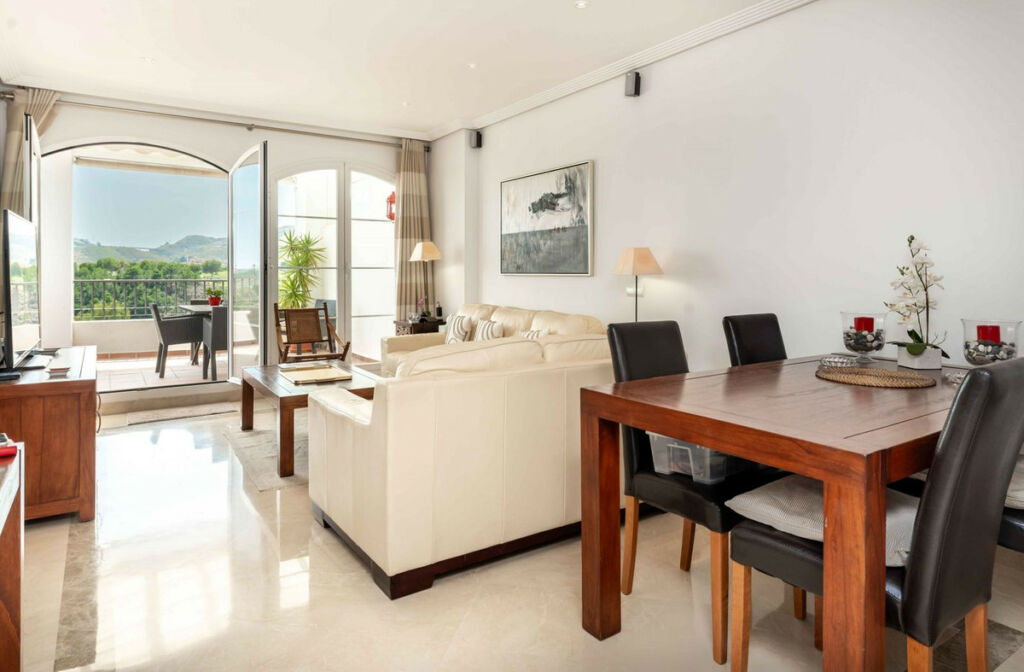 Top Floor Apartment Los Arqueros Málaga - image 11