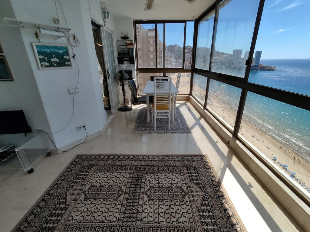 Middle Floor Apartment Benidorm Alicante - image 11