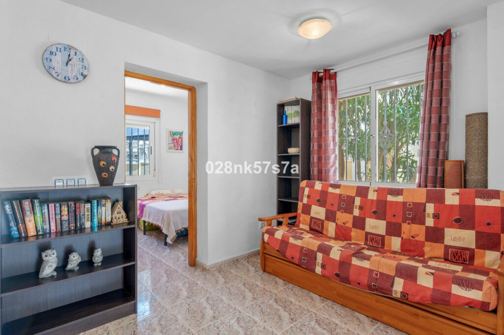 Townhouse La Zenia Alicante - image 11