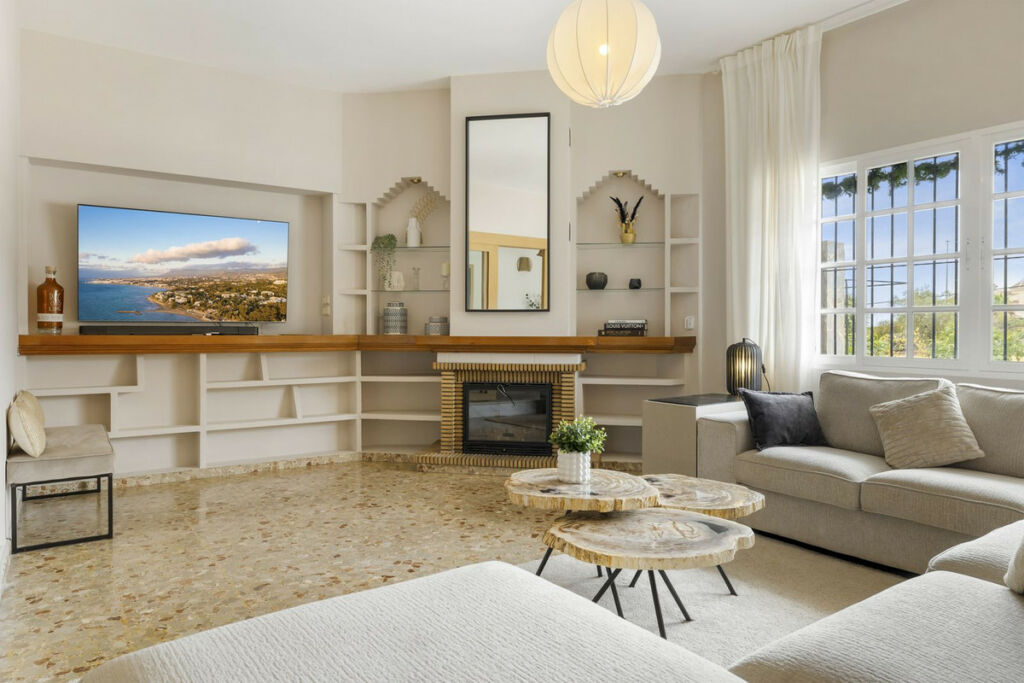 Detached Villa Alhaurín de la Torre Málaga - image 11