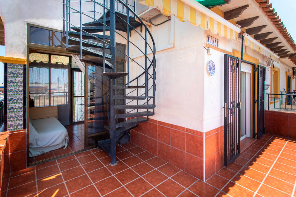 Bungalow Orihuela Costa Alicante - image 9