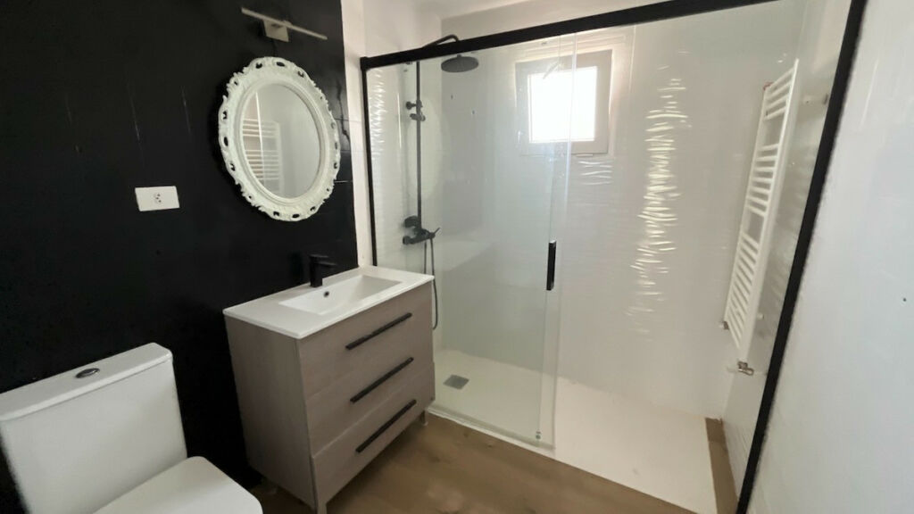 Detached Villa Albir Alicante - image 12