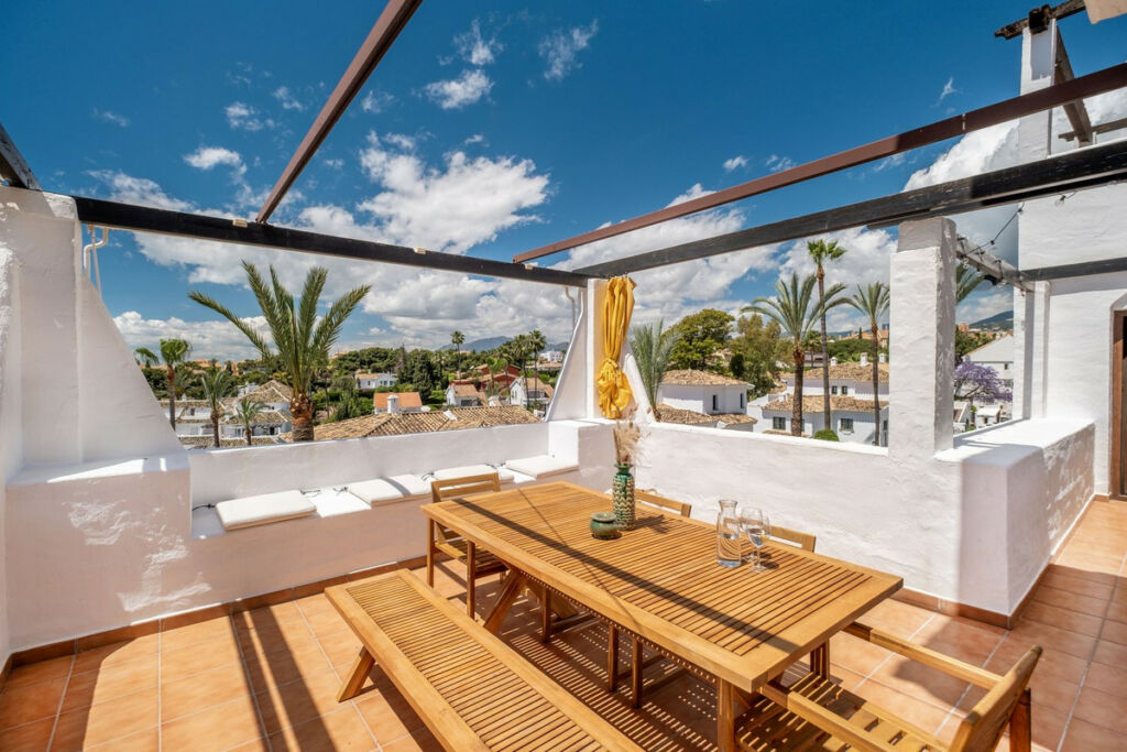 Middle Floor Apartment Marbella Málaga - image 12