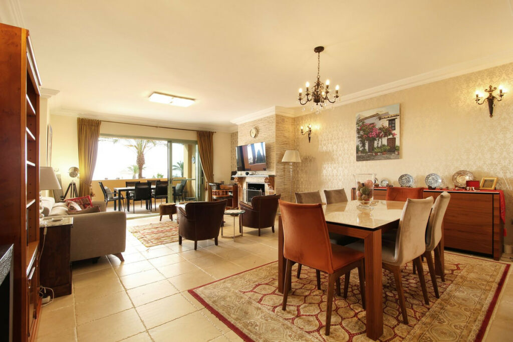 Middle Floor Apartment Los Flamingos Málaga - image 12