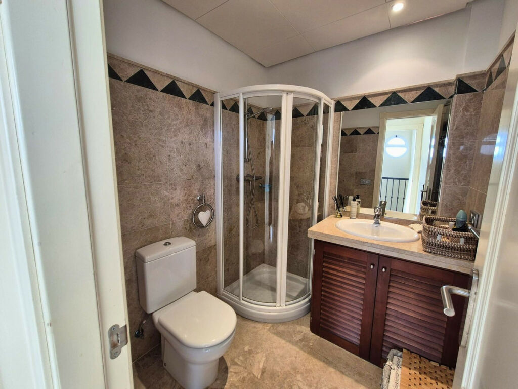 Semi-Detached House San Roque Club Cádiz - image 12