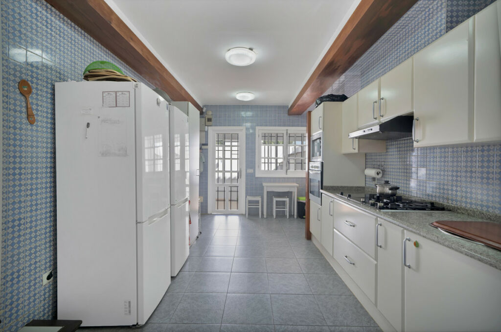 Detached Villa Las Brisas Málaga - image 12