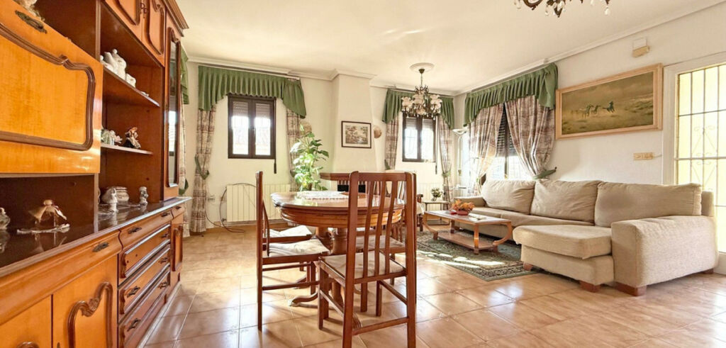 Detached Villa Torrevieja Alicante - image 12
