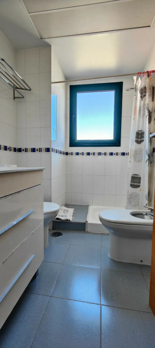 Middle Floor Apartment Benidorm Alicante - image 12