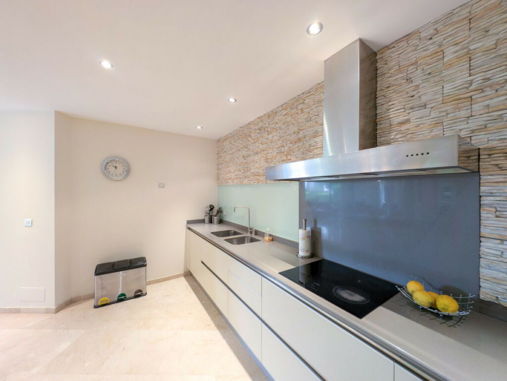 Ground Floor Apartment Marbella Málaga - image 12