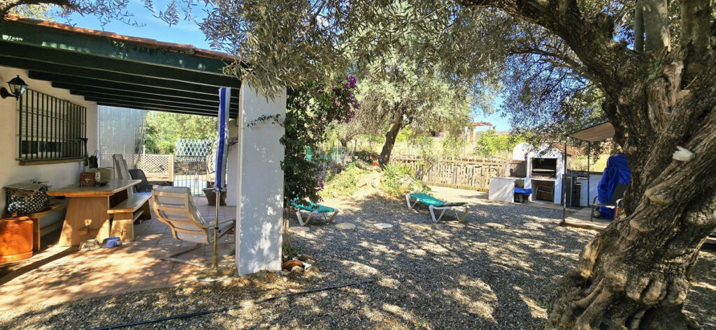 Detached Villa Monda Málaga - image 12