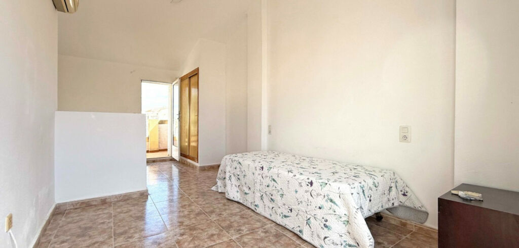 Semi-Detached House Los Altos Alicante - image 12