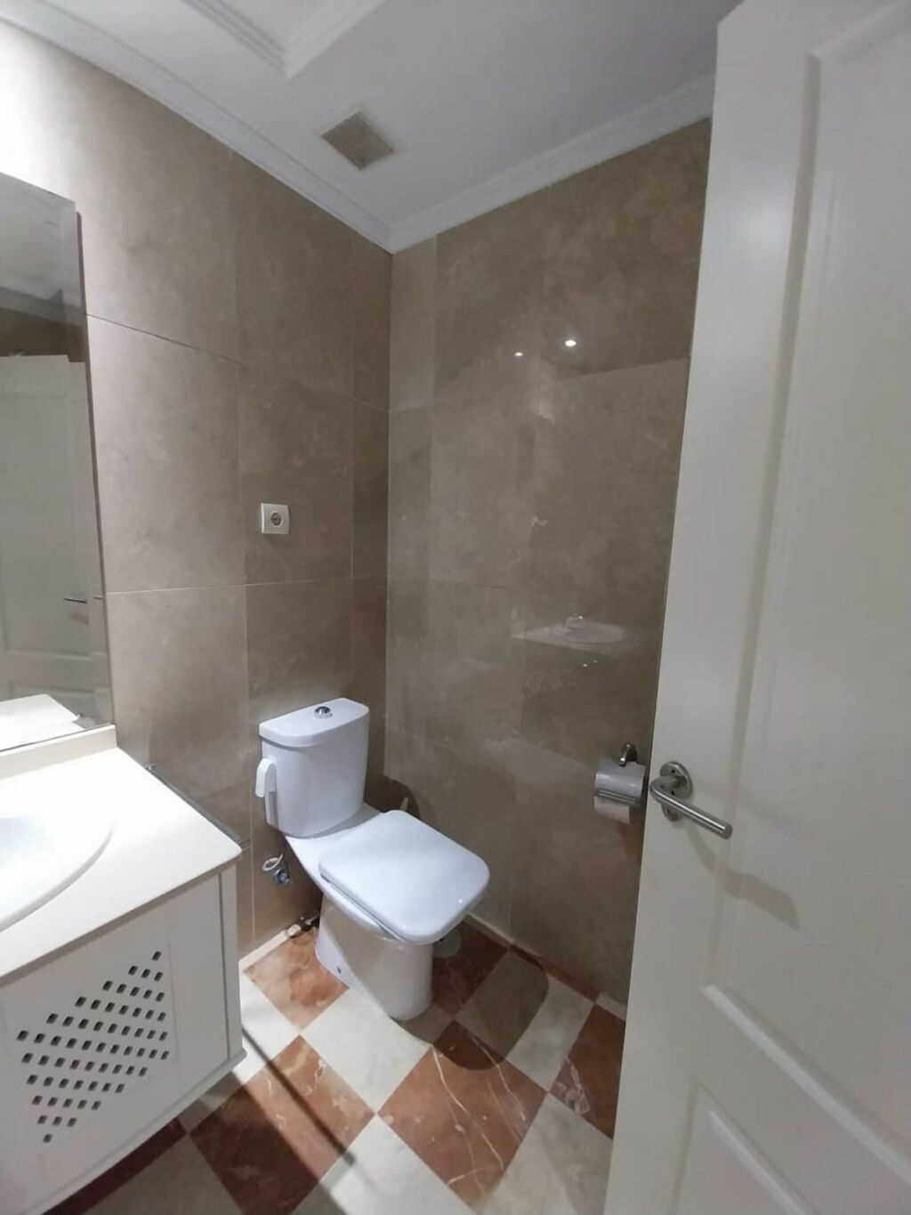 Ground Floor Apartment Sotogrande Cádiz - image 12