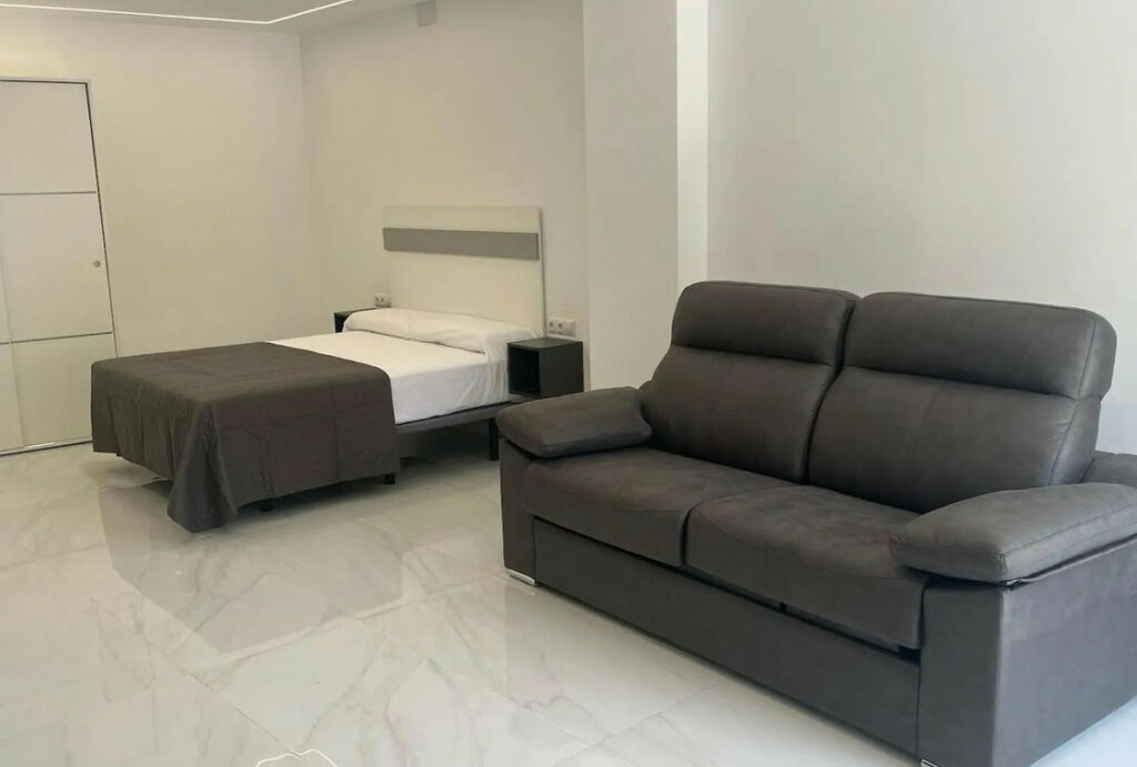 Guest House Fuengirola Málaga - image 12
