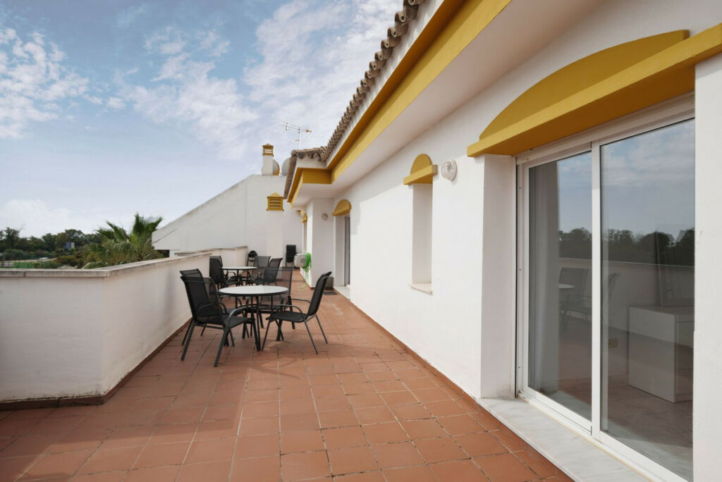 Penthouse Puerto Banús Málaga - image 13