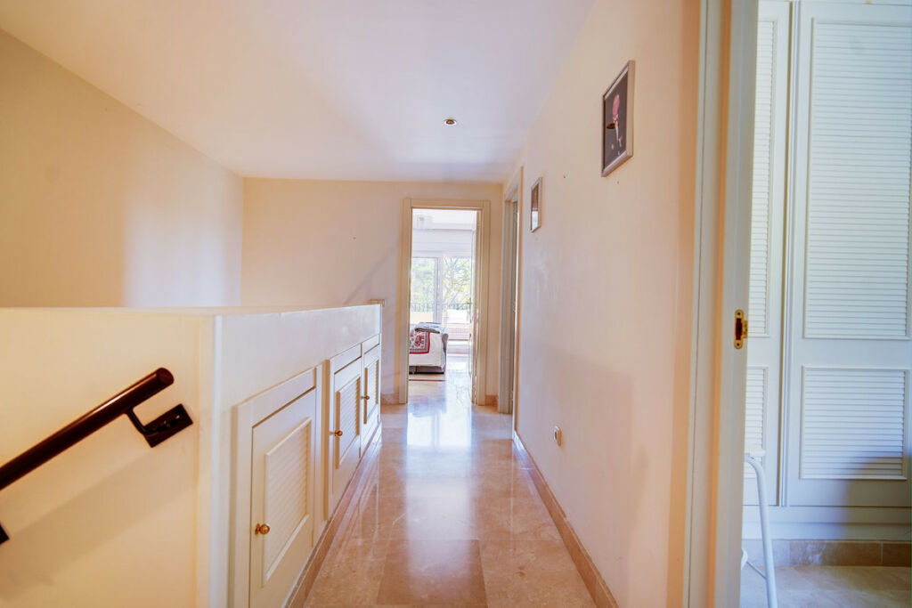Semi-Detached House Riviera del Sol Málaga - image 12