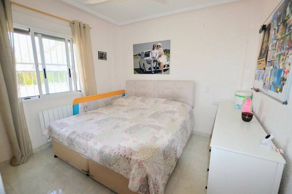 Detached Villa Los Altos Alicante - image 13