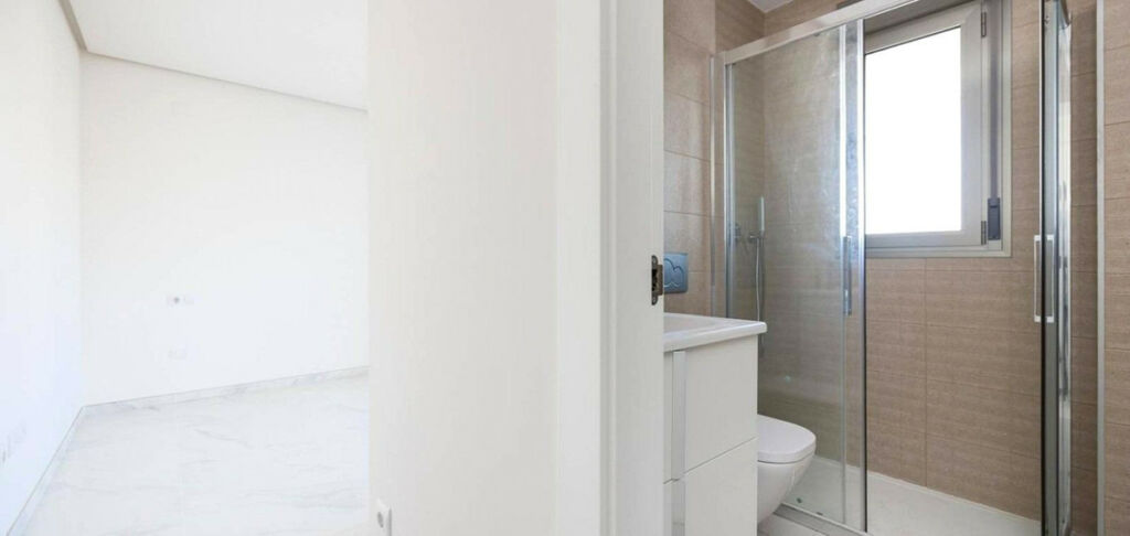 Middle Floor Apartment Los Dolses Alicante - image 12