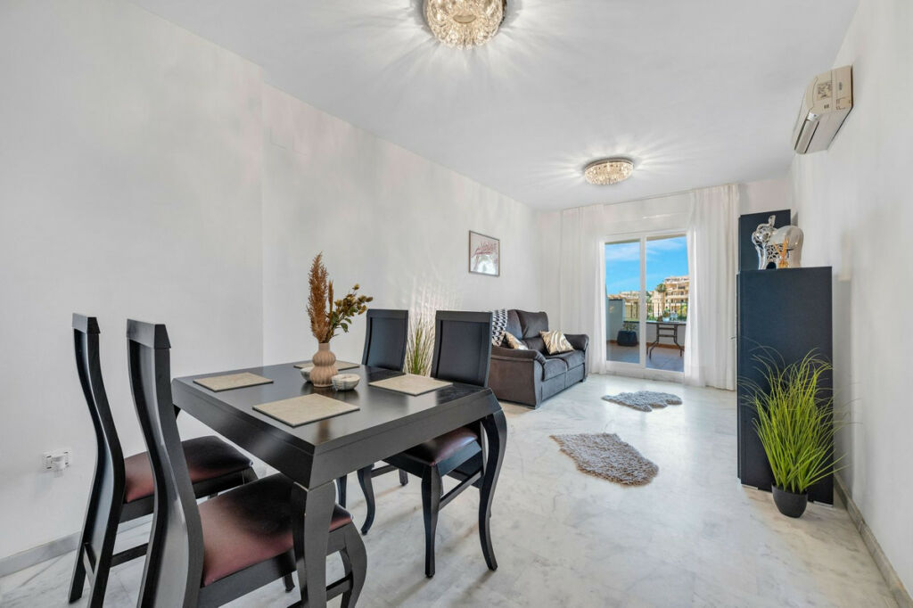 Middle Floor Apartment Riviera del Sol Málaga - image 12