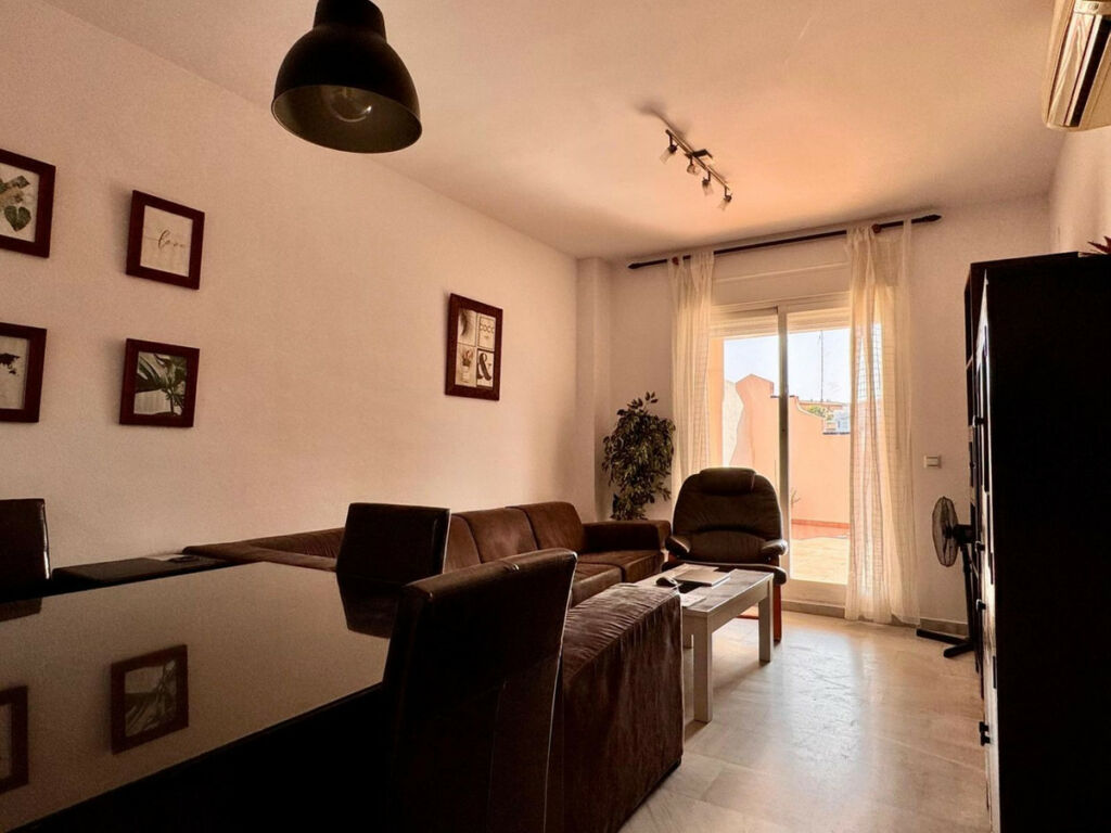 Middle Floor Apartment Riviera del Sol Málaga - image 12