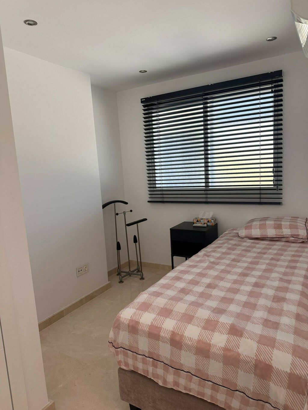 Top Floor Apartment New Golden Mile Málaga - image 12