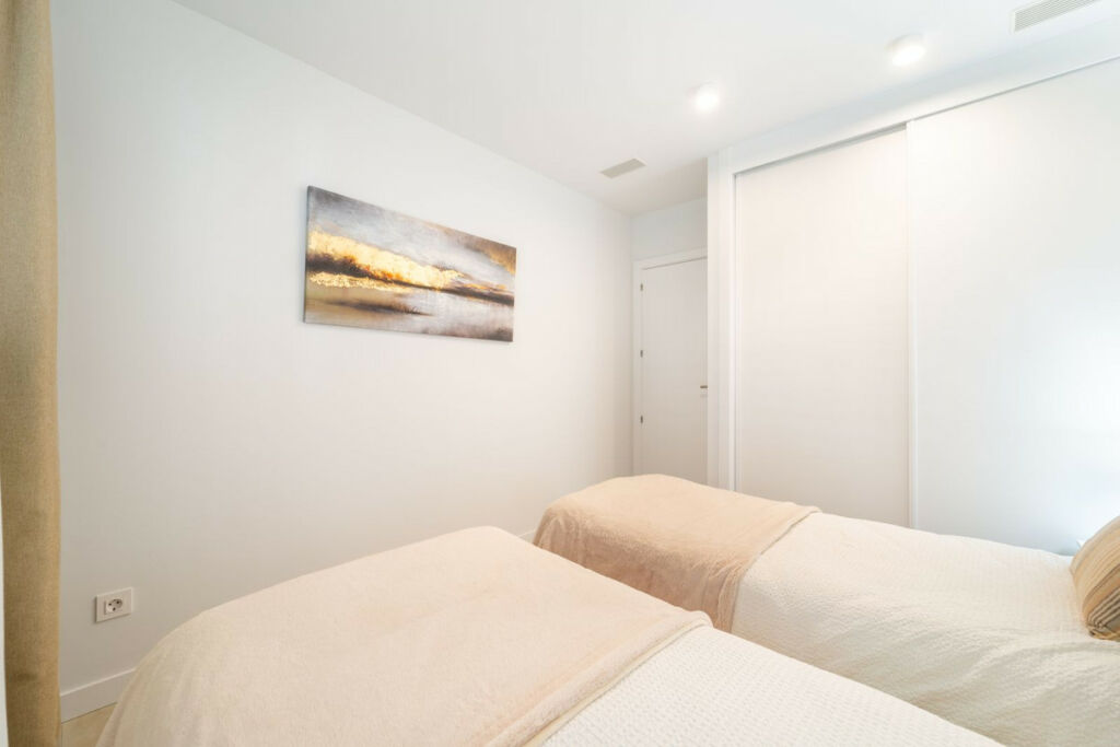 Top Floor Apartment Higueron Málaga - image 12