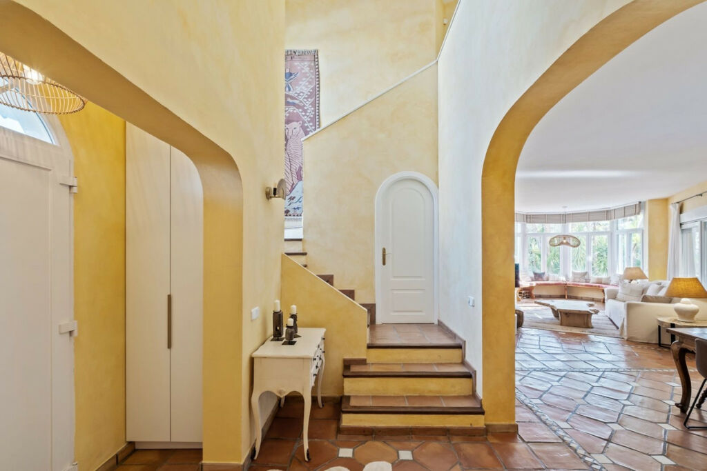 Detached Villa Reserva de Marbella Málaga - image 12