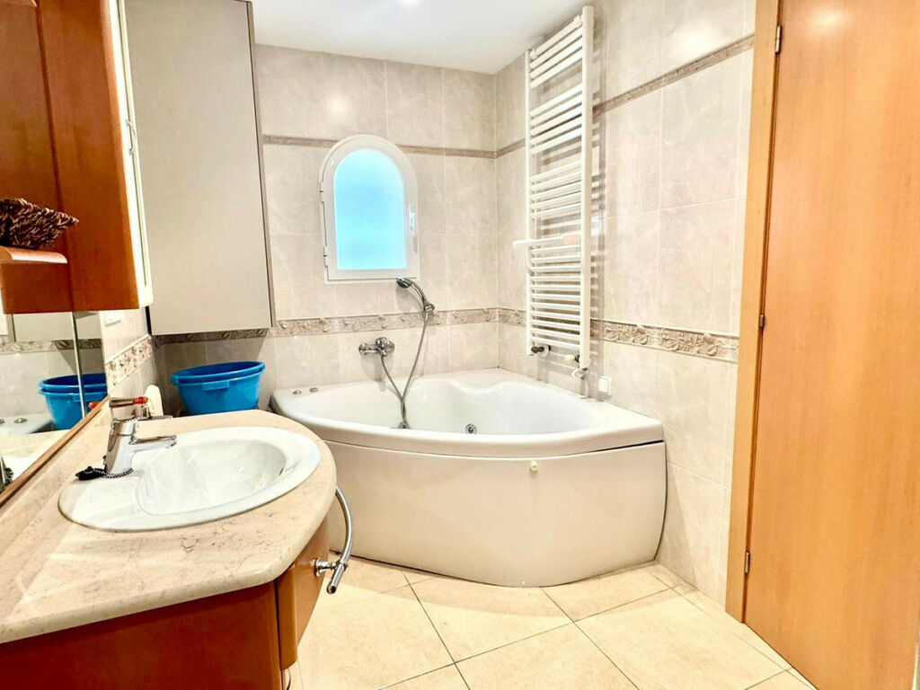 Detached Villa Calpe Alicante - image 12