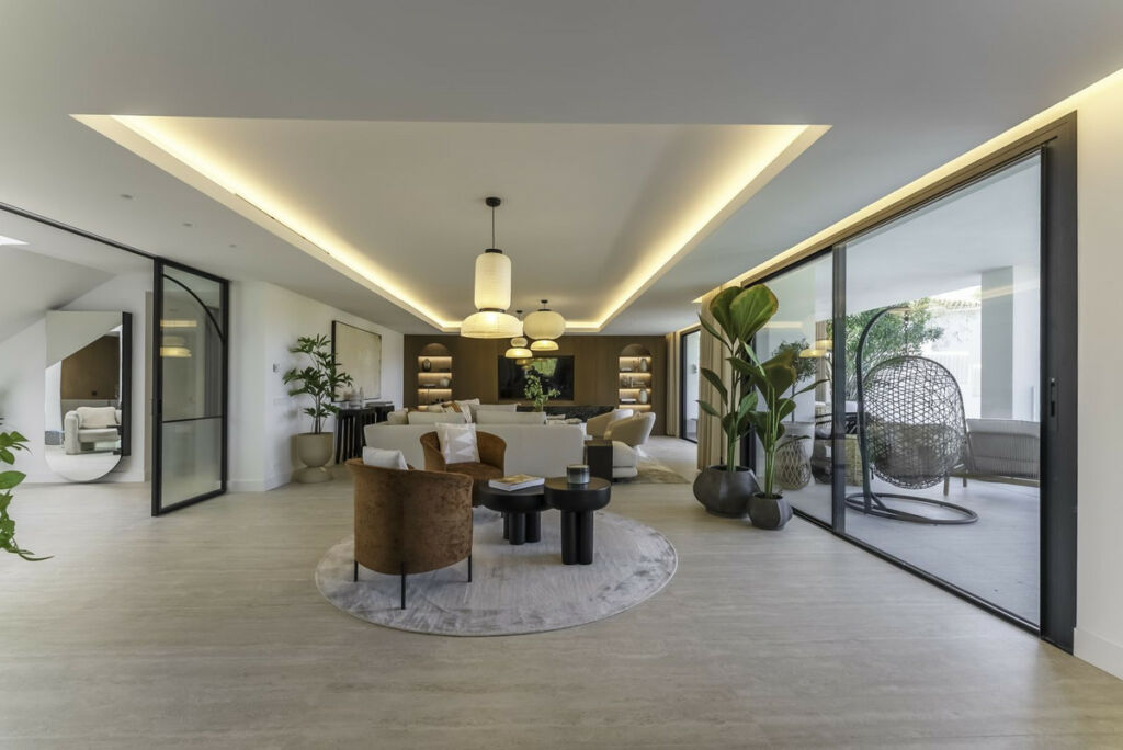 Detached Villa El Rosario Málaga - image 12