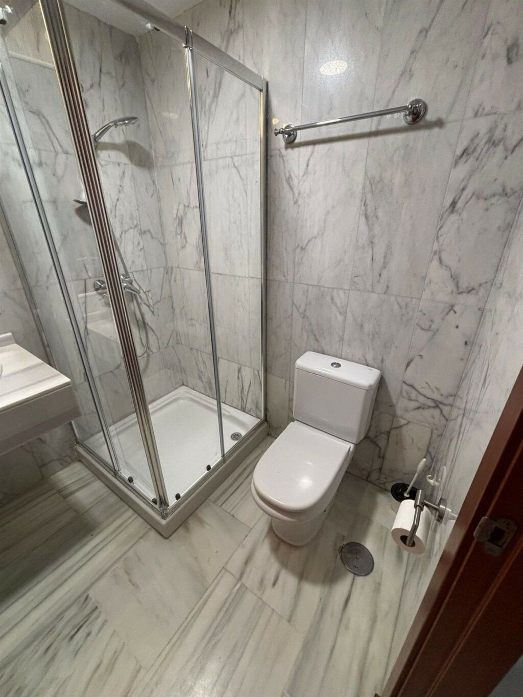 Middle Floor Apartment Benahavís Málaga - image 12