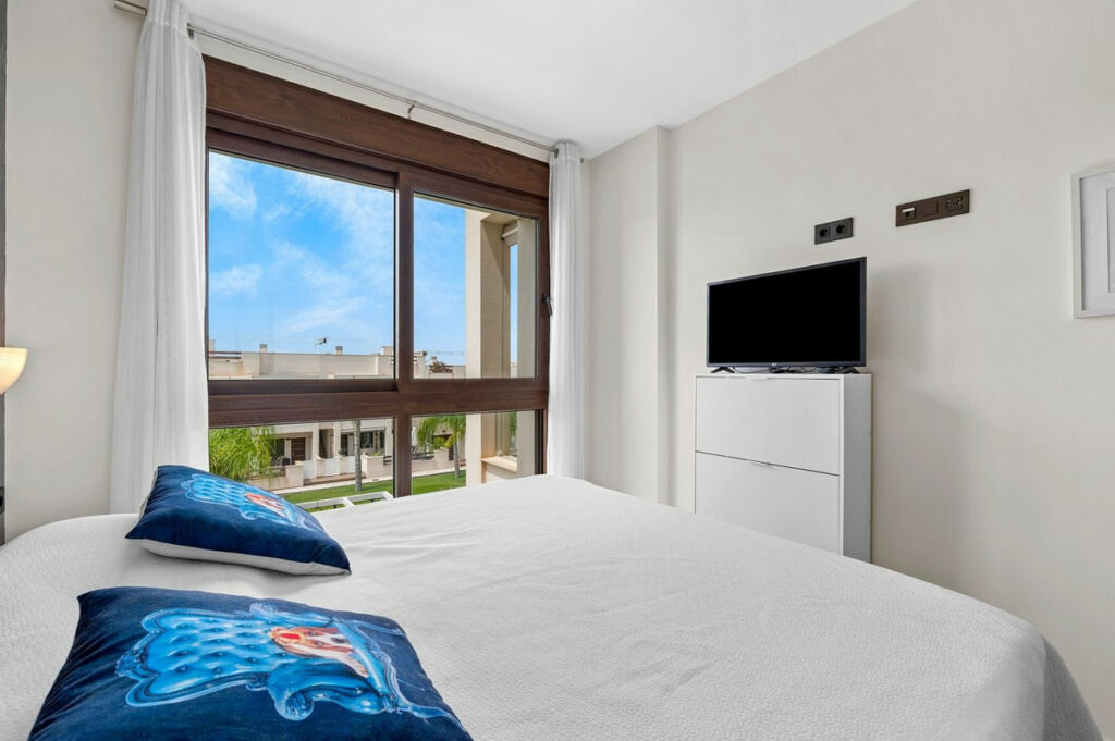 Bungalow Los Balcones Alicante - image 12
