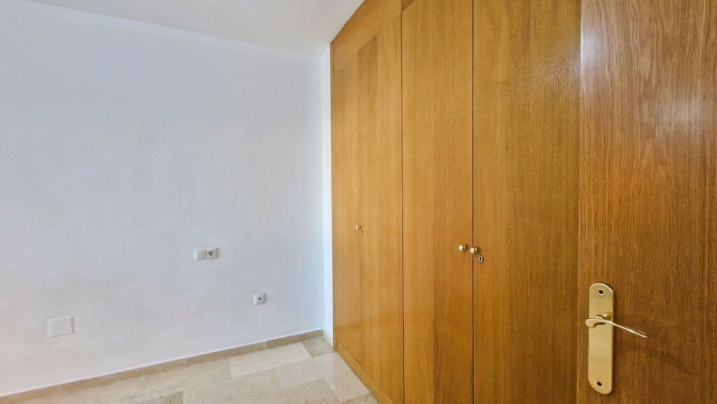 Top Floor Apartment Estepona Málaga - image 12