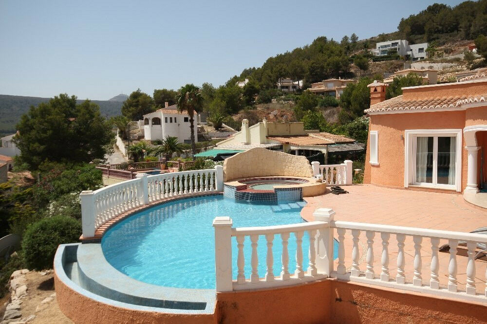 Detached Villa Javea Alicante - image 12