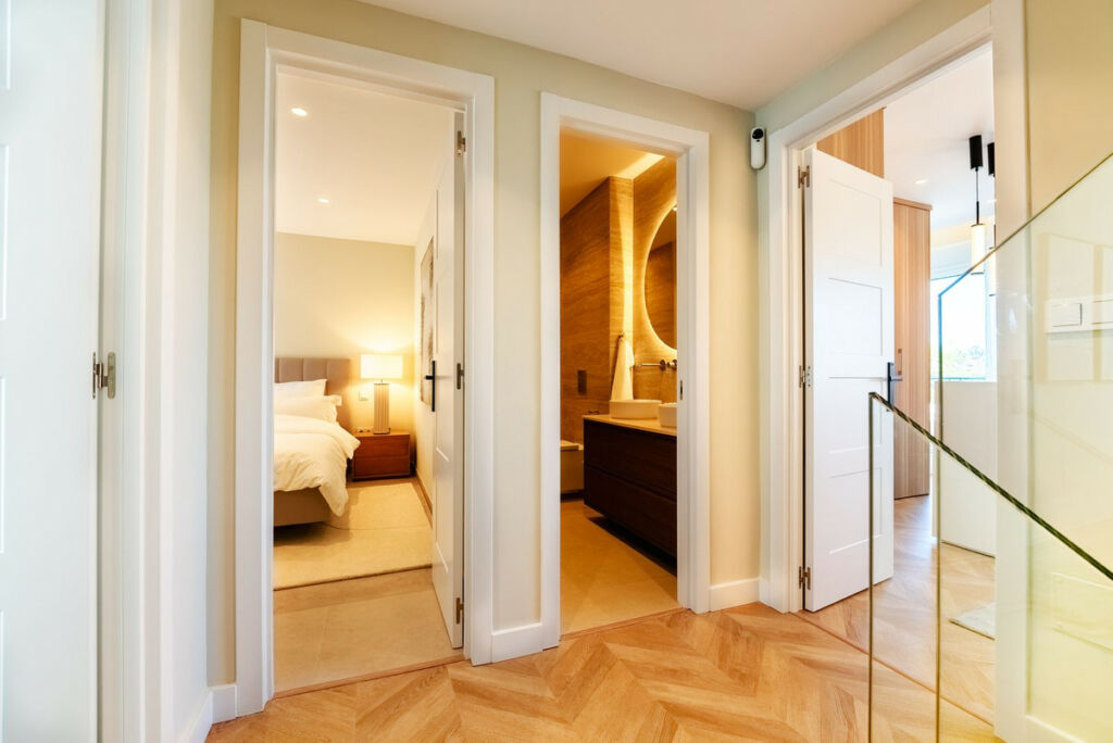 Townhouse The Golden Mile Málaga - image 12