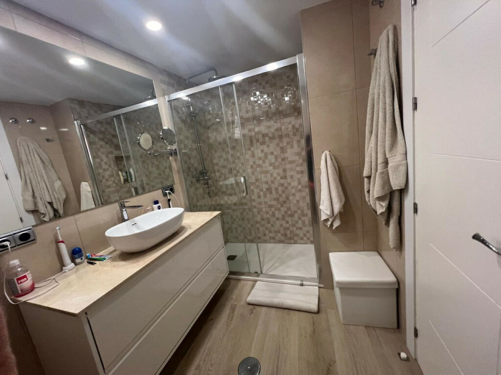 Middle Floor Apartment Marbella Málaga - image 12