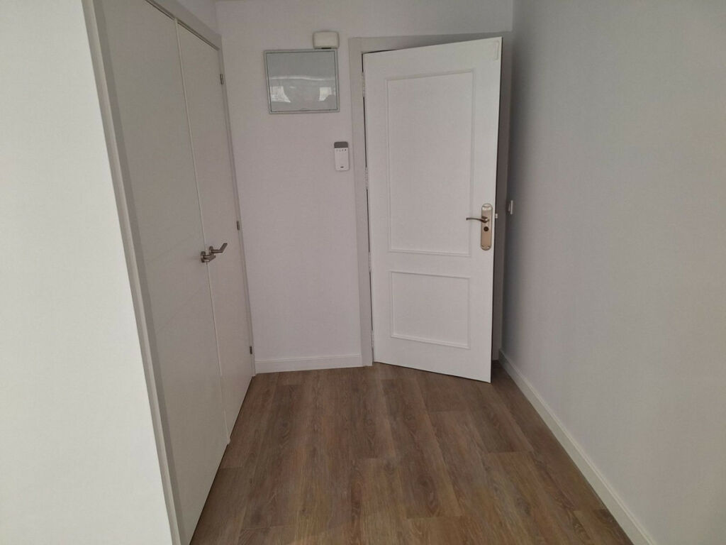 Middle Floor Apartment Benidorm Alicante - image 12