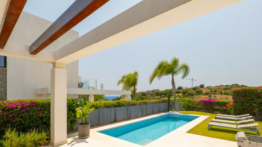 Semi-Detached House Cabopino Málaga - image 12