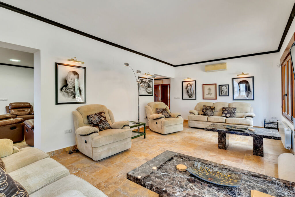 Detached Villa Beniarbeig Alicante - image 12
