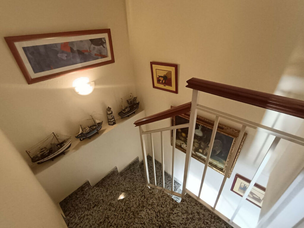 Top Floor Apartment Marbella Málaga - image 12