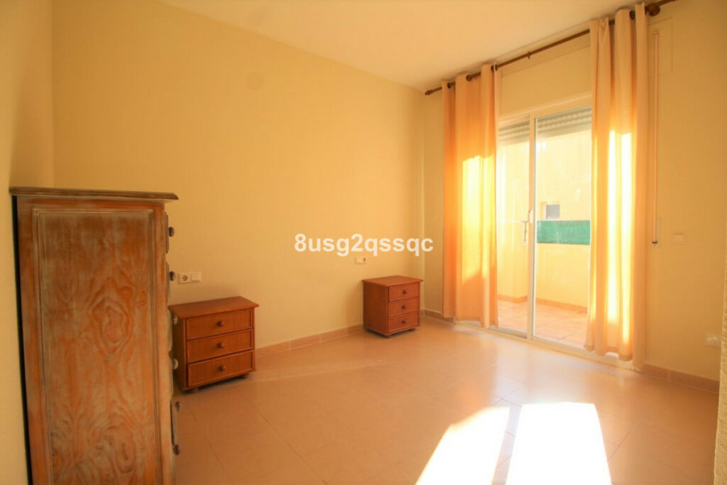 Semi-Detached House Estepona Málaga - image 12