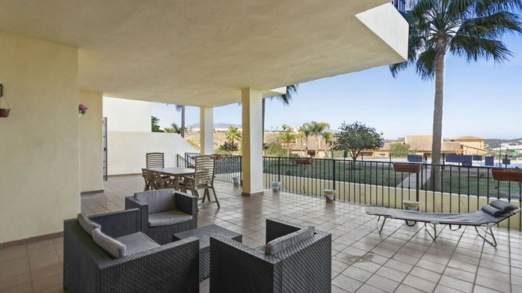 Ground Floor Apartment La Cala Málaga - image 12