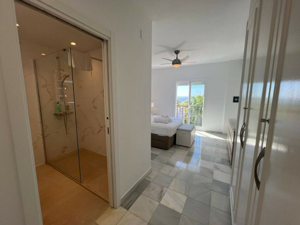 Penthouse Duplex Calahonda Málaga - image 12