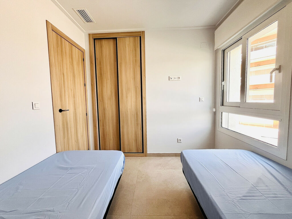 Middle Floor Apartment Guardamar del Segura Alicante - image 13