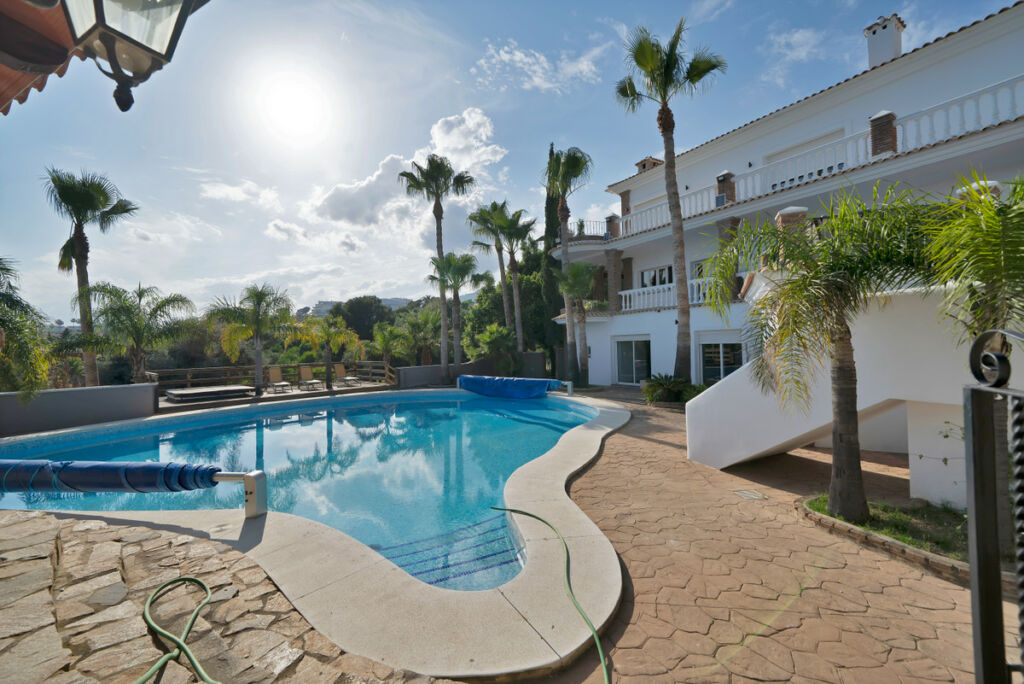 Detached Villa La Capellania Málaga - image 13