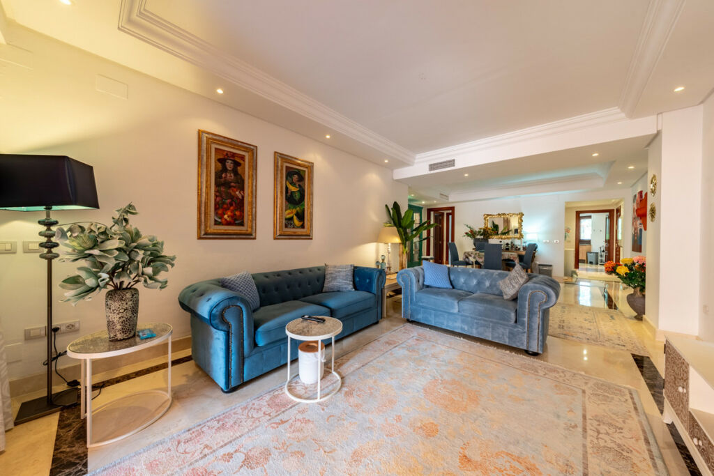 Ground Floor Apartment Estepona Málaga - image 15